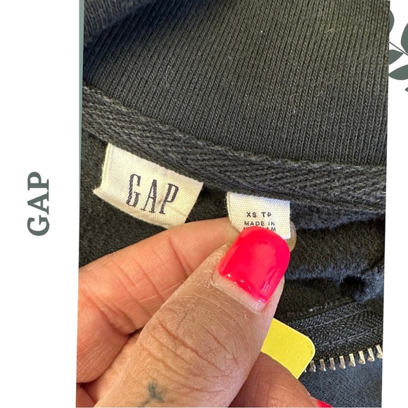 🛍️3/$40 GAP Women's Black Pullover Romper Dress Knit Athleisure Size Extra Small - Picture 7 of 7